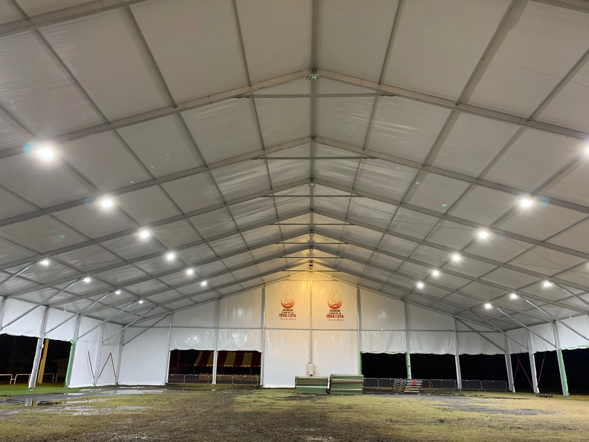Interior of the large Teva i Uta marquee