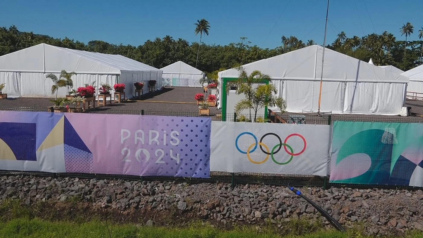FPAOM POLYNÉSIE marquees at the Olympic Village in Teahupo'o